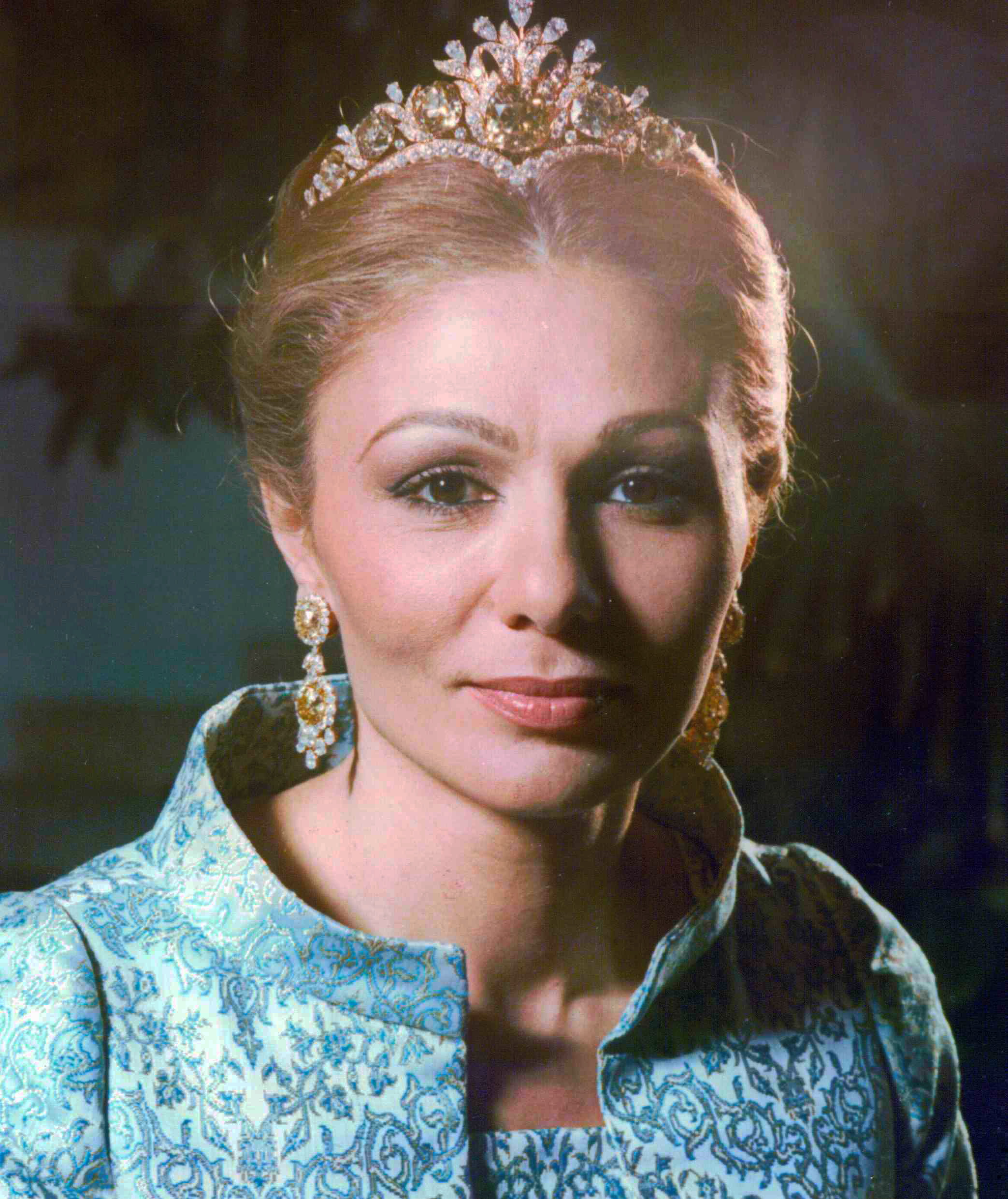 Farah Pahlavi Portrait 1.