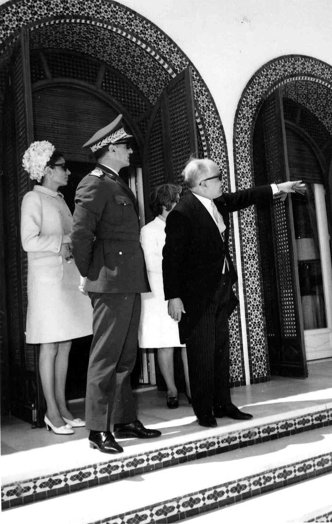 Habib Bourguiba Shah And Queen Farah In Isfahan 1968.