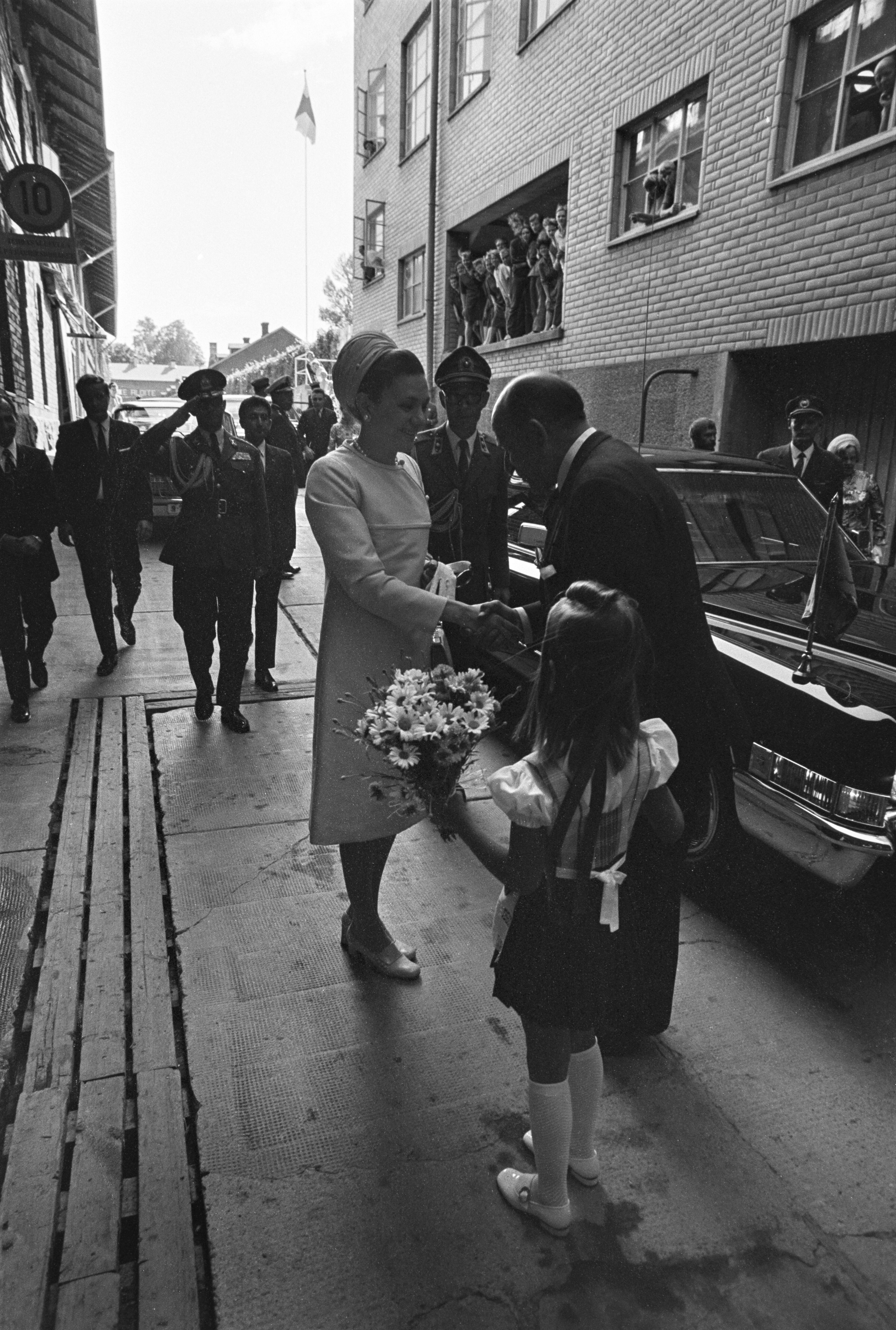 Shah Mohammad Reza Pahlavi And Farah Diba In Finland 1970 20.