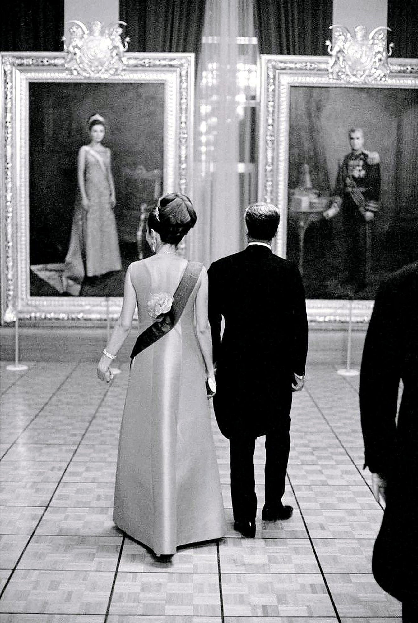 Walking the portrait gallery.