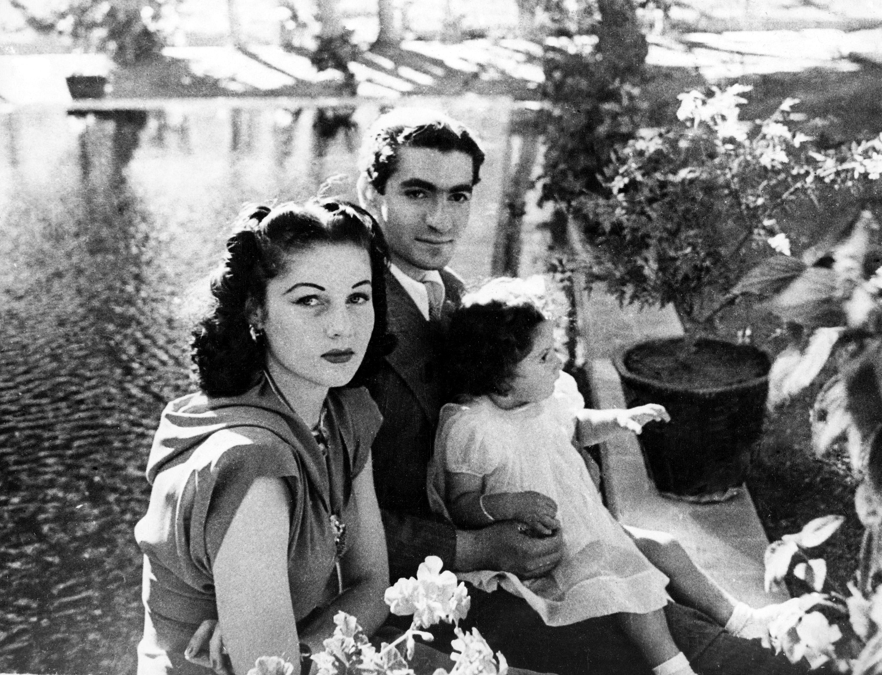 Fawzia, Mohammad Reza, and Princess Shahnaz.