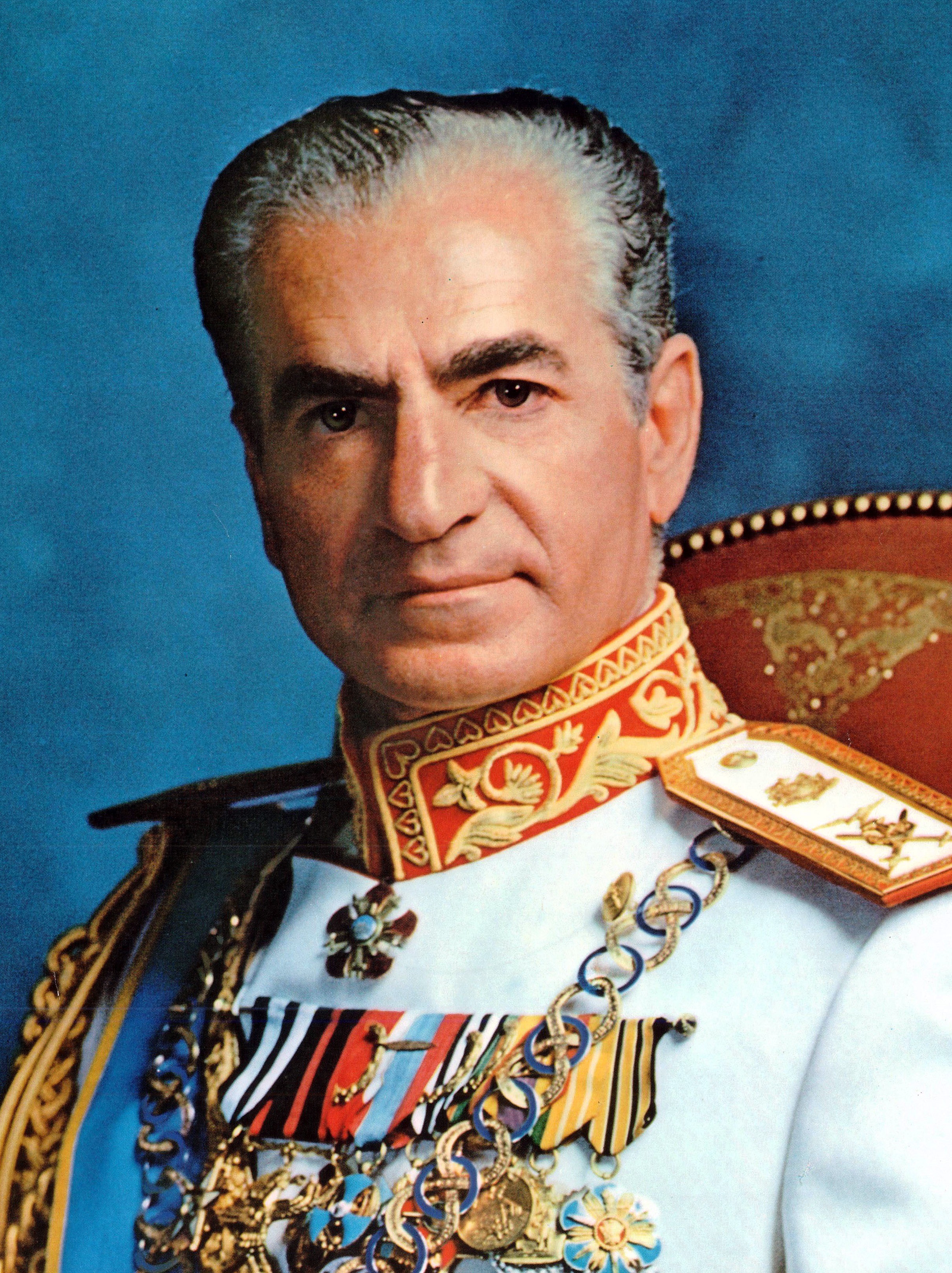 Mohammad Reza Shah Pahlavi 1973 3X4 Cropped.