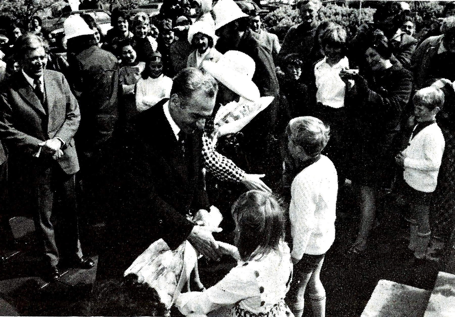 1974 Shahanshah And Shanbanou Of Iran 28 September 1.
