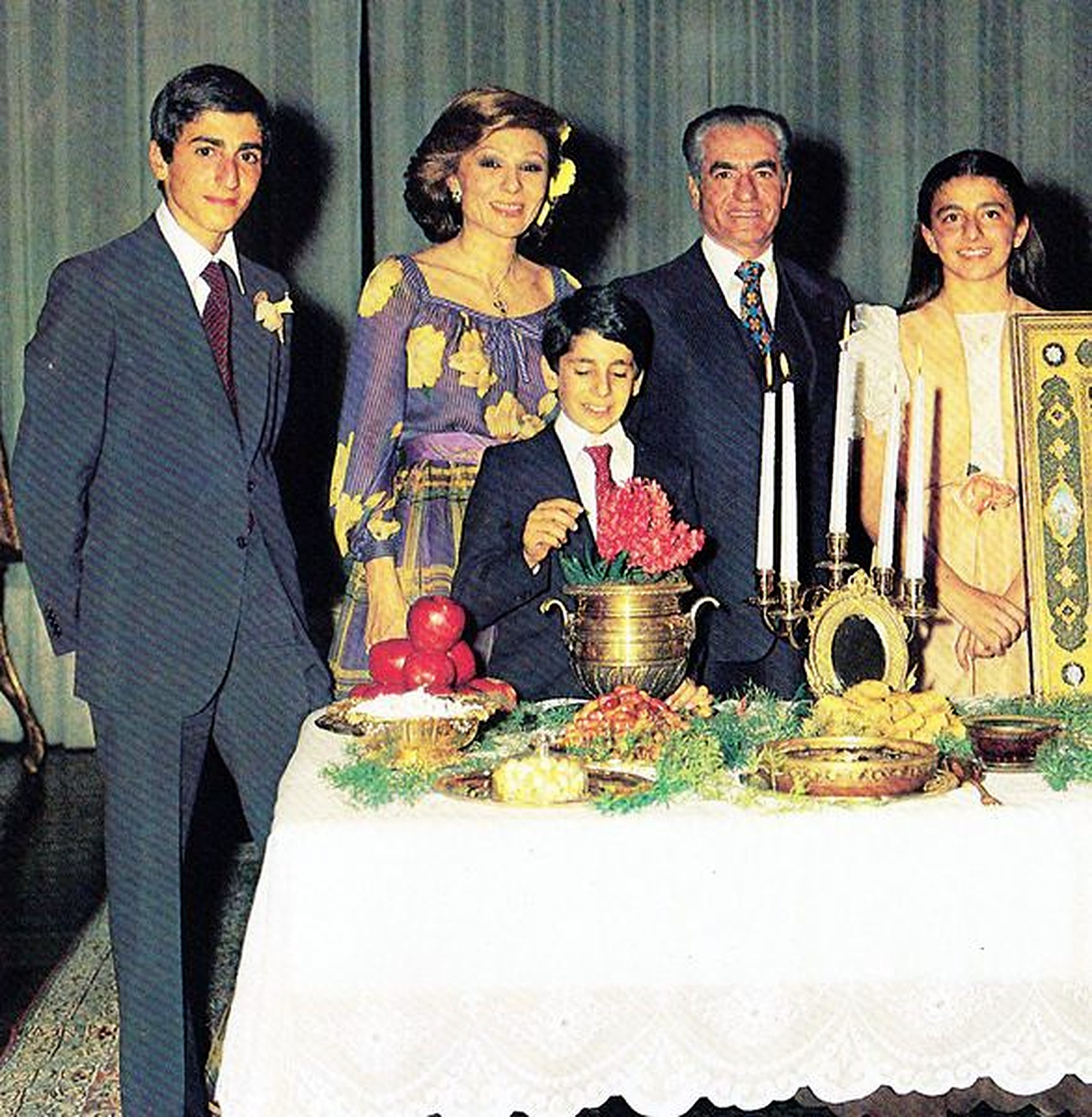 Iranian Imperial Family At Nowruz 02.