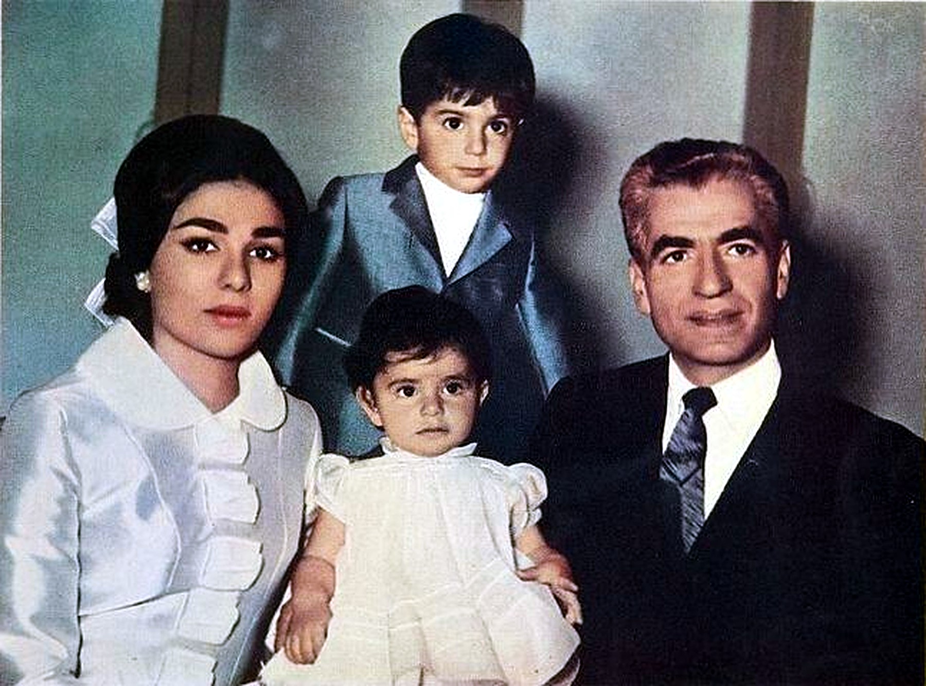 Pahlavi Family Portrait By Bimeh Melli Cropped.