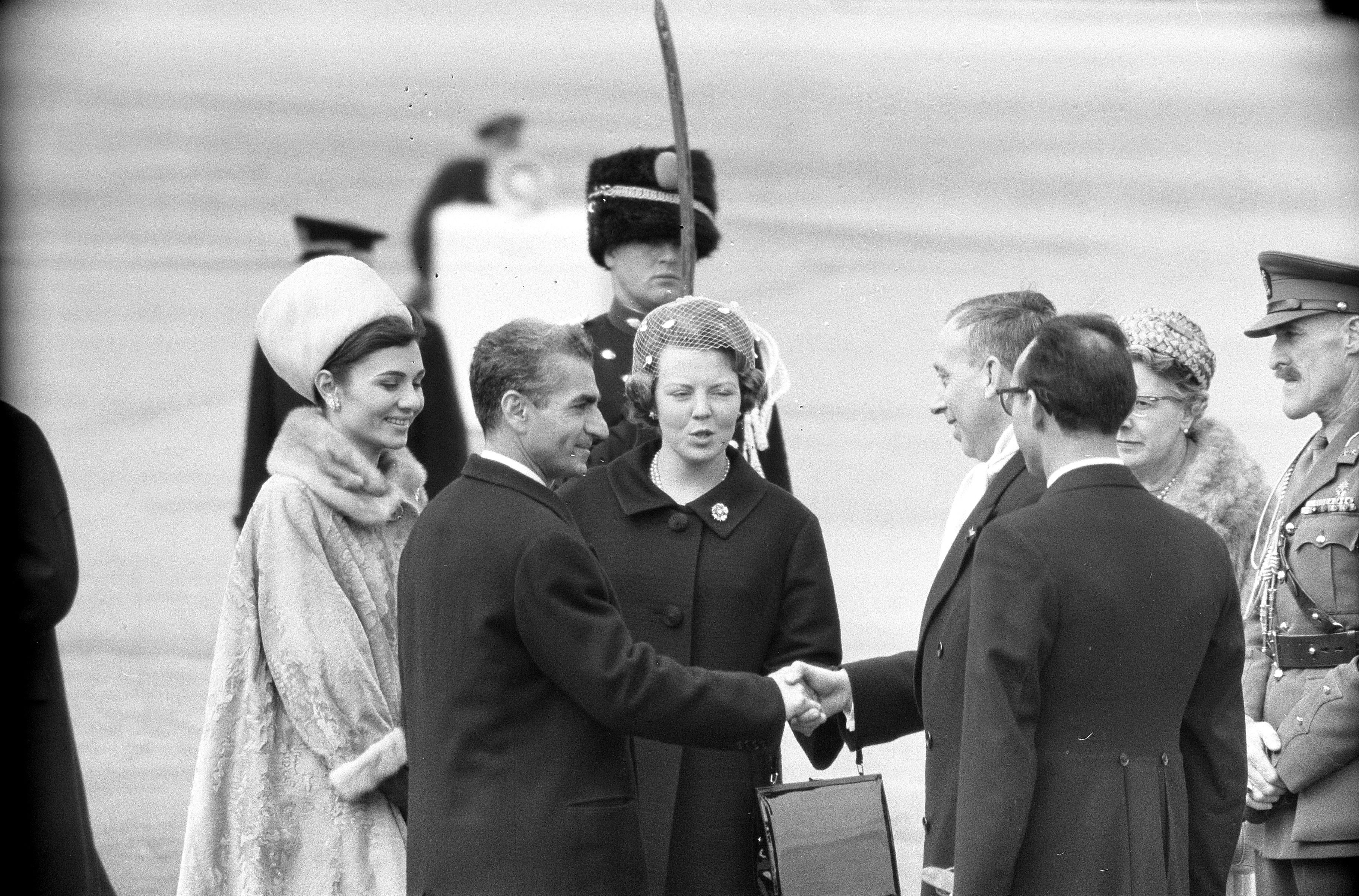 Sjah Van Perzie Echtgenote En Prinses Beatrix 8397.
