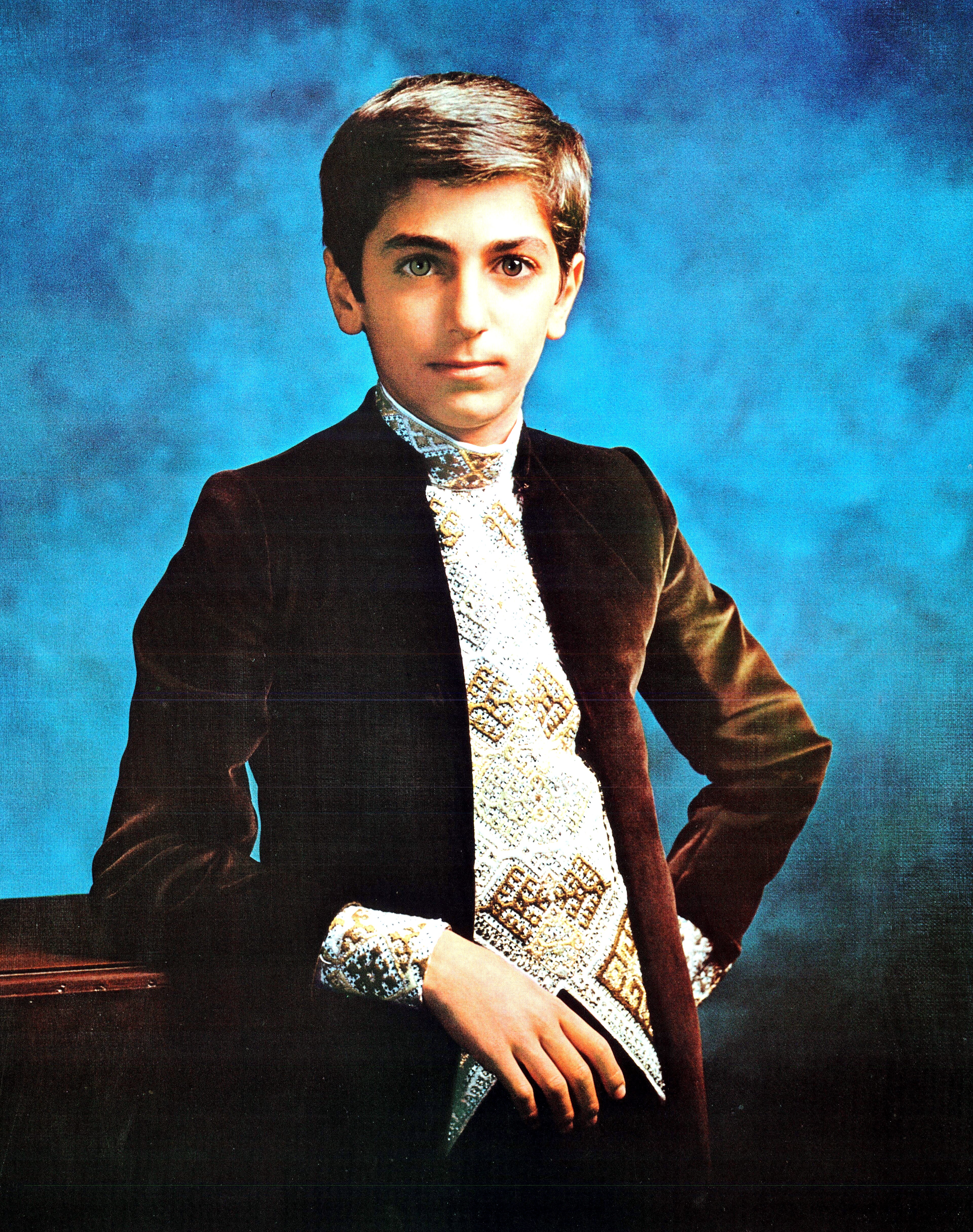 Reza Pahlavi Crown Prince Of Iran 1973 Cropped.