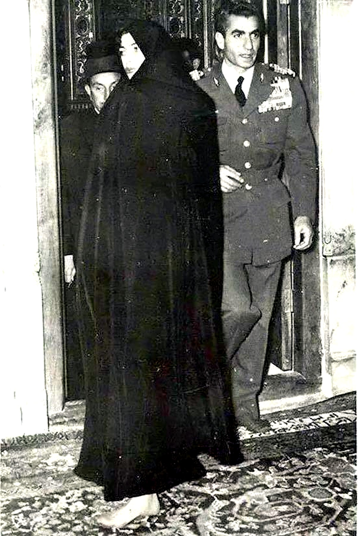 Soraya and Mohammad Reza on pilgrimage.